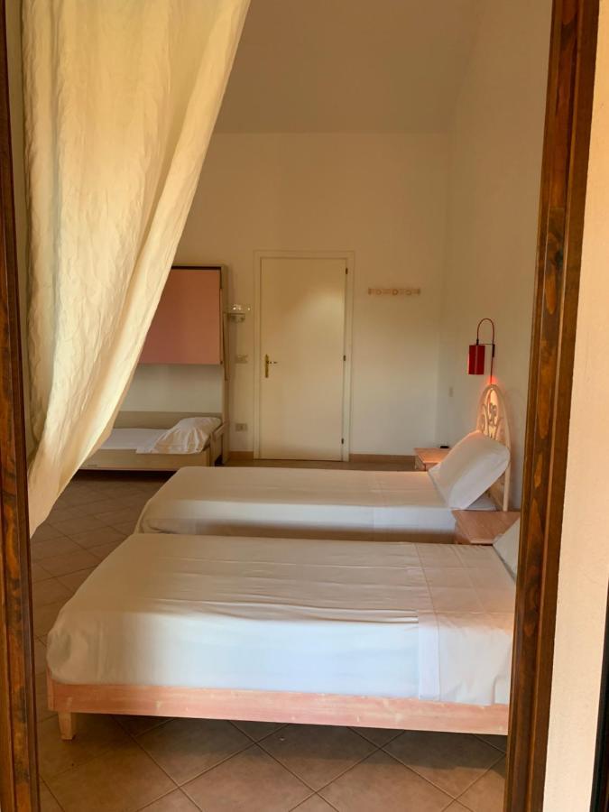 Godo Beach Hotel 巴哈撒丁岛 外观 照片