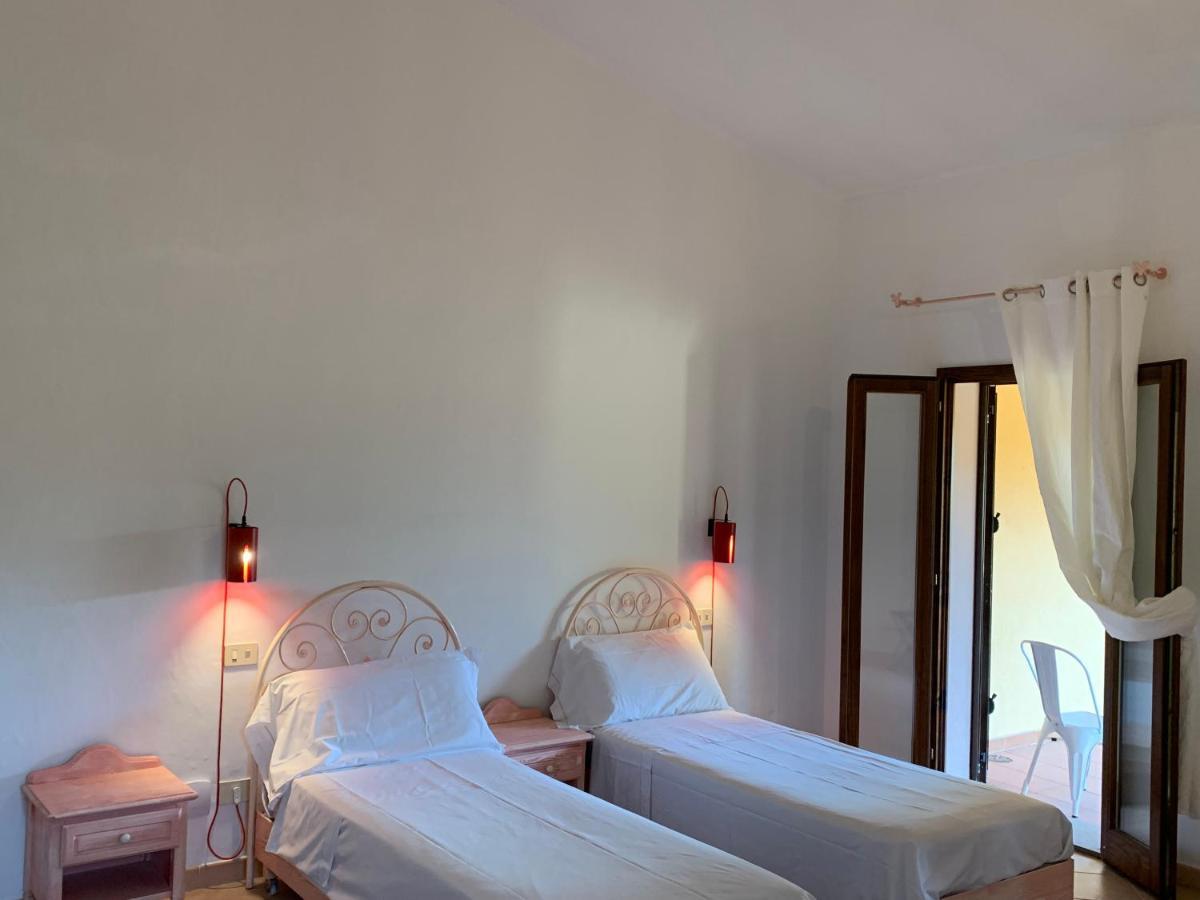 Godo Beach Hotel 巴哈撒丁岛 外观 照片